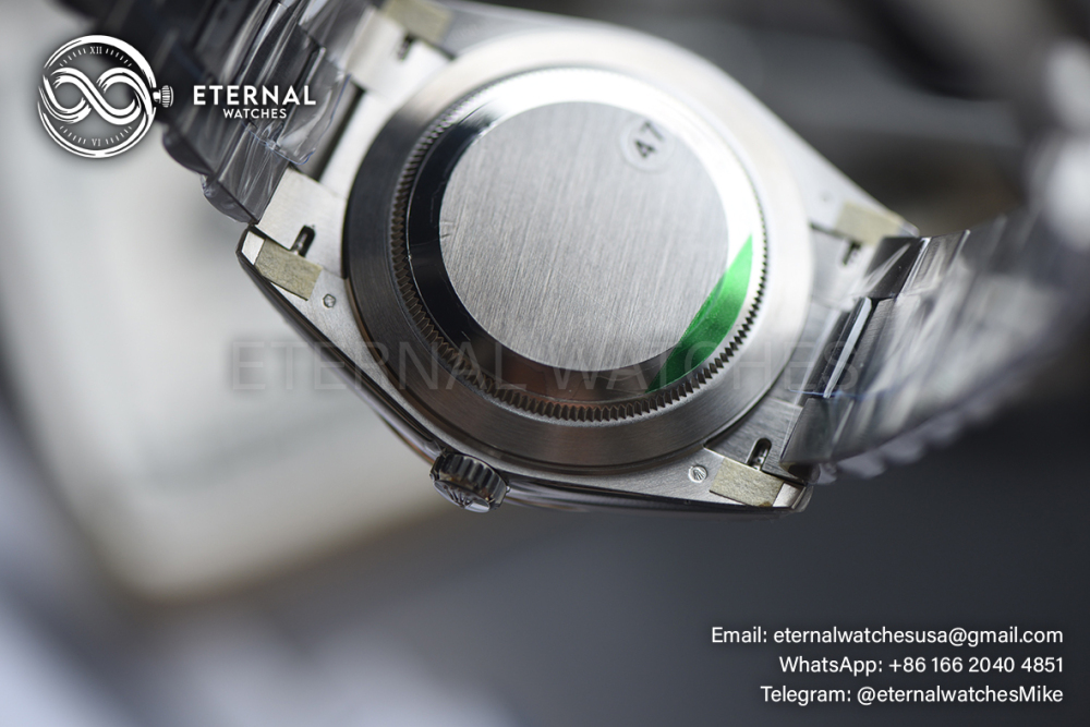 ROLEX - SUPER CLONE DayDate 228236 40mm SS/SS Ice Blue/Rmn VSF V2 DD3255 (Weight Adjusted)