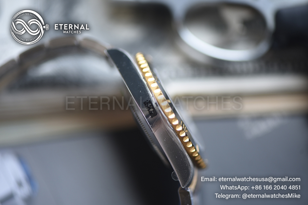 ROLEX - SUPER CLONE Submariner 126613LN 41mm YG/SS Black Dial VSF V2 DD3235 (Weight Adjusted)