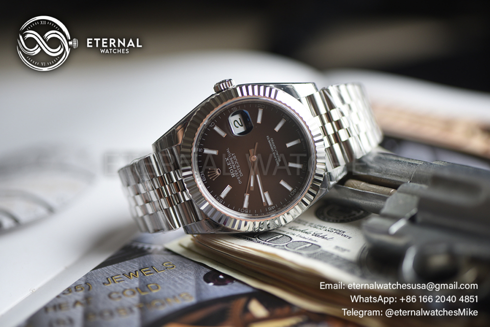 ROLEX - SUPER CLONE DateJust 126334 41mm SS/STK Black Dial V2 VSF 3235