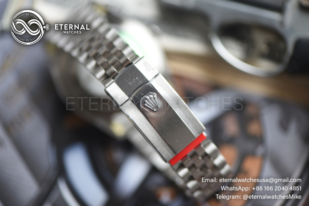 ROLEX - SUPER CLONE DateJust 126334 41mm SS/STK Black Dial V2 VSF 3235