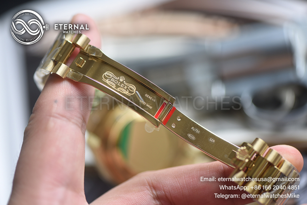 ROLEX - SUPER CLONE DayDate 228238 40mm Yellow Gold Green Dial VSF V2 (Weight Adjusted)