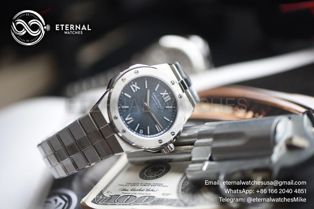 CHOPARD - Alpine Eagle 298600 41mm SS/SS Blue Dial