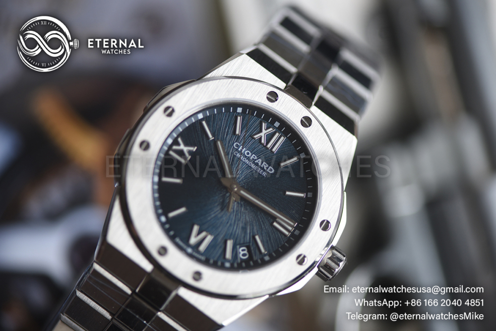 CHOPARD - Alpine Eagle 298600 41mm SS/SS Blue Dial