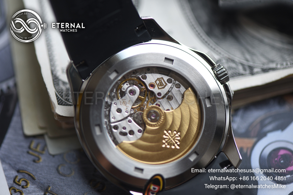 PATEK PHILIPPE - SUPER CLONE Aquanaut 5167 40mm SS/RU Grey Dial on Black Rubber Strap DDF DD330 (SW Dial)