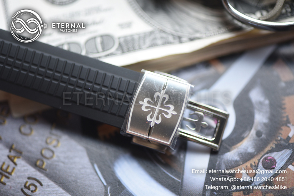 PATEK PHILIPPE - SUPER CLONE Aquanaut 5167 40mm SS/RU Grey Dial on Black Rubber Strap DDF DD330 (SW Dial)