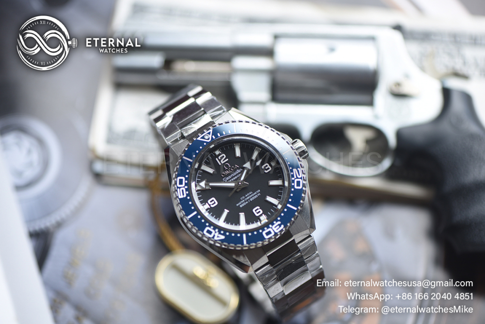 OMEGA - SUPER CLONE Planet Ocean 600m 42m SS/SS Black Dial Blue Bezel VSF VS8912