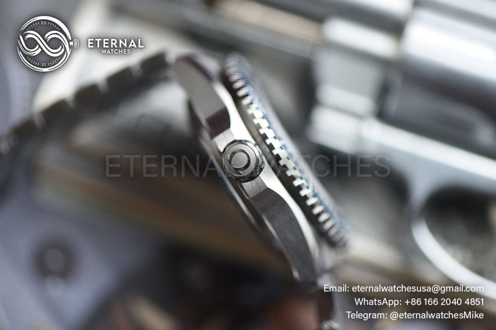 OMEGA - SUPER CLONE Planet Ocean 600m 42m SS/SS Black Dial Blue Bezel VSF VS8912