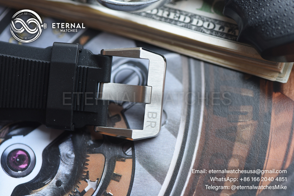 BELL & ROSS - BR03-92 Diver Black SS/RU 42mm ETA-2892