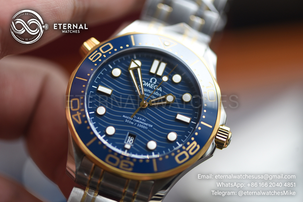 OMEGA - Seamaster 300m YG/SS Blue VSF VS8800
