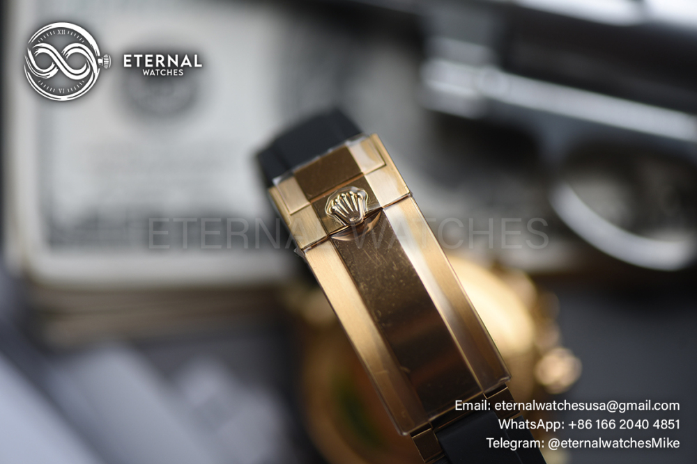 ROLEX - Super Clone Cosmograph Daytona 126518 40mm YG/RU Black/Gold VSF DD4131 (Weight Adjusted)