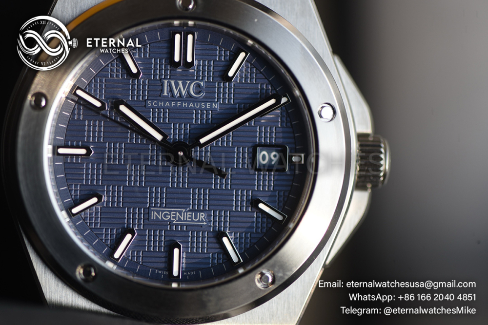 IWC - Ingeniuer Automatic 40mm SS/SS Blue Dial V7F V2 A2892
