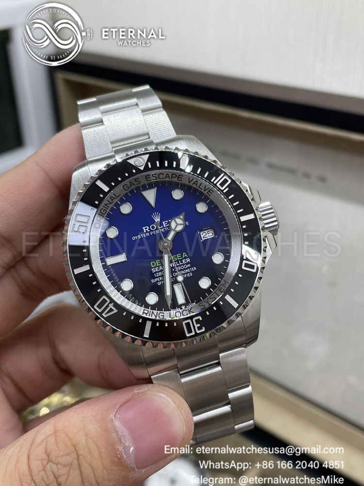ROLEX - Sea Dweller DeepSea 126660 44mm SS/SS Blue/Black C+ 3235