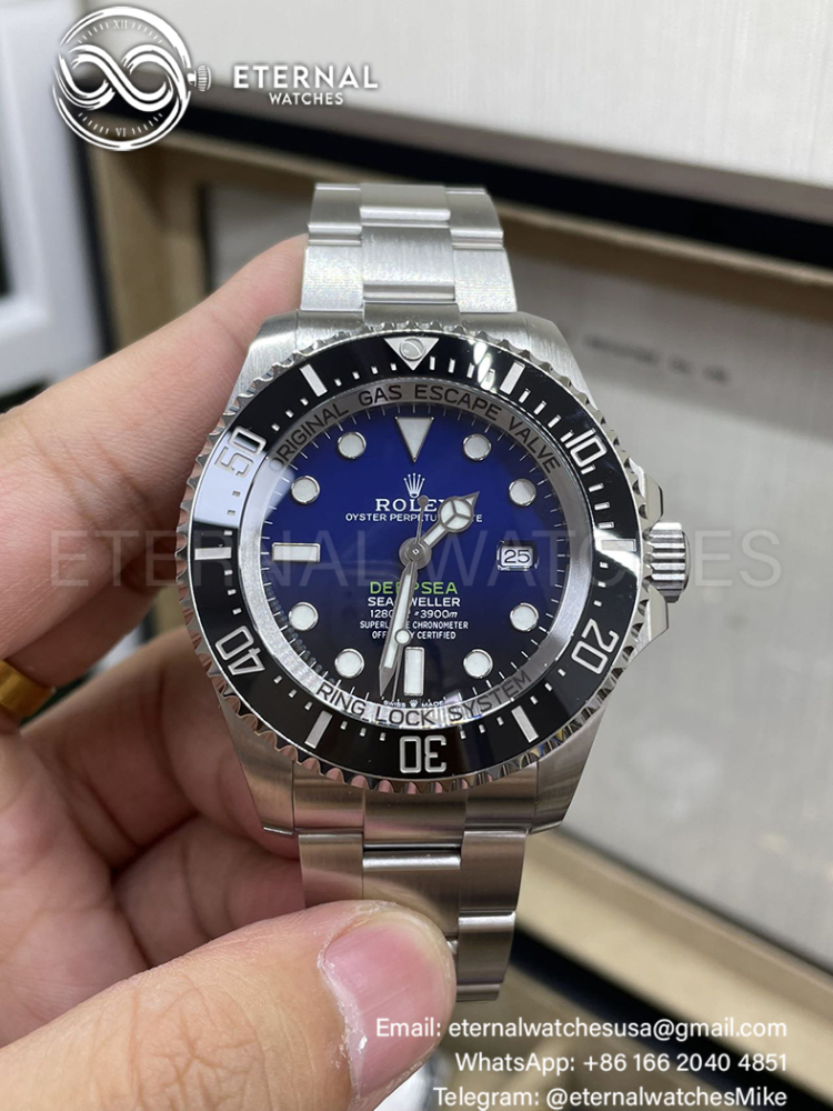 ROLEX - Sea Dweller DeepSea 126660 44mm SS/SS Blue/Black C+ 3235