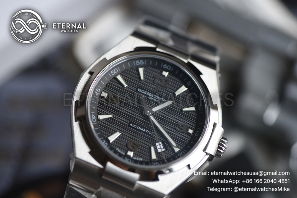 VACHERON CONSTANTIN - Overseas 47040 42mm SS/SS Black Dial PPF A1226