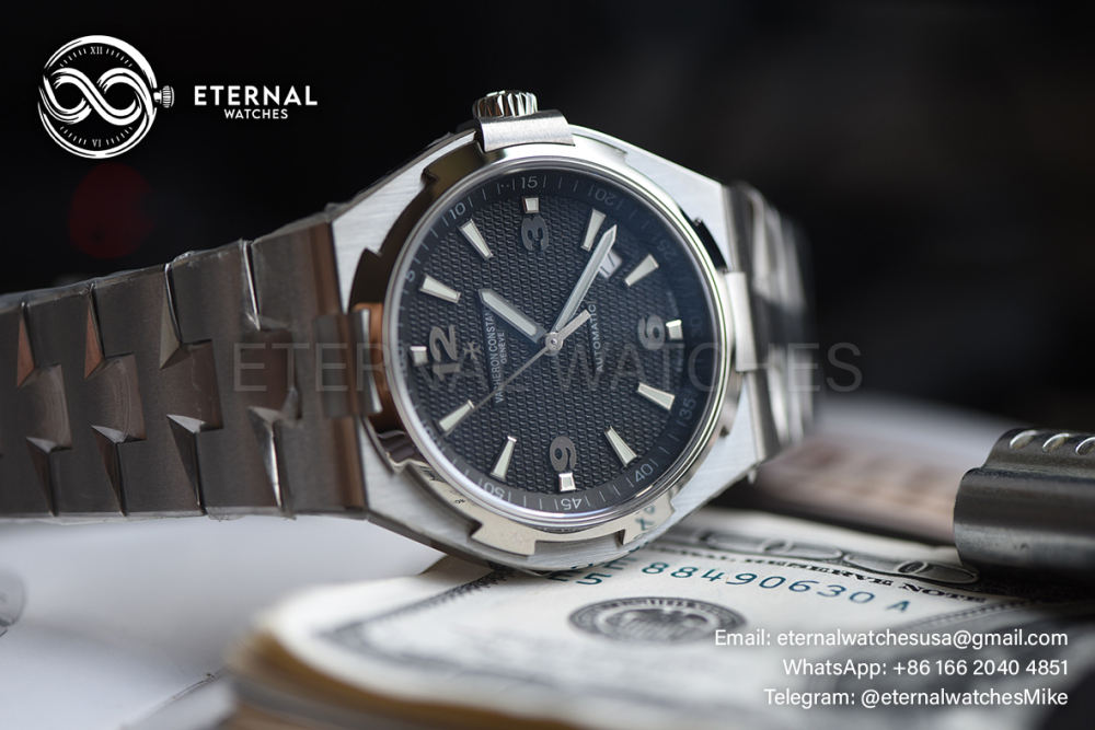 VACHERON CONSTANTIN - Overseas 47040 42mm SS/SS Black Dial PPF A1226