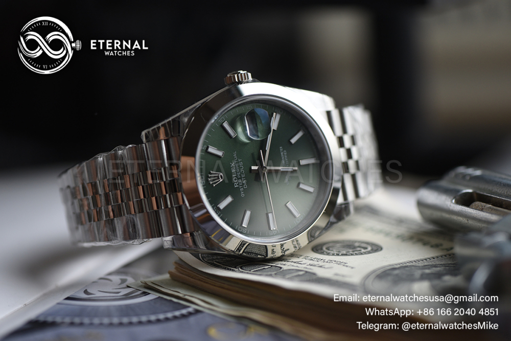 ROLEX - SUPER CLONE DateJust 126334 41mm SS/STK Green Dial Smooth V2 VSF 3235