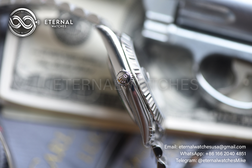 ROLEX - SUPER CLONE DateJust 126334 41mm SS/RMN Blue Dial V2 VSF 3235