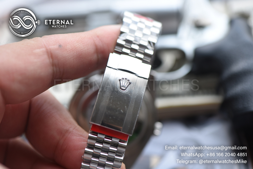 ROLEX - SUPER CLONE DateJust 126334 41mm SS/RMN Blue Dial V2 VSF 3235