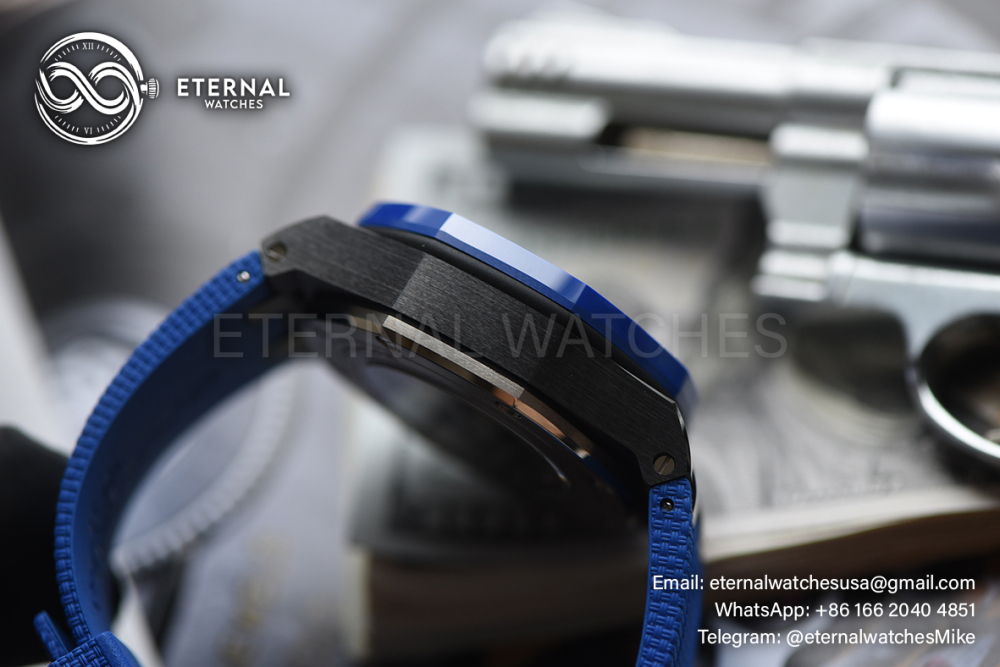 AUDEMARS PIGUET - Royal Oak Offshore 2020 44mm Ceramic/RU Blue Dial RSF A3126