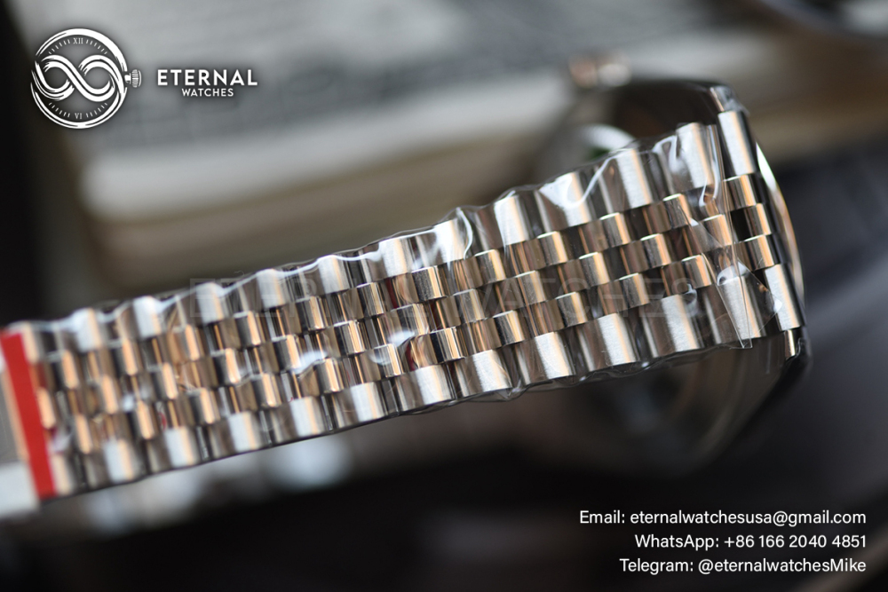 ROLEX - SUPER CLONE DateJust 126334 41mm SS/SS Grey/Diamond V2 VSF 3235