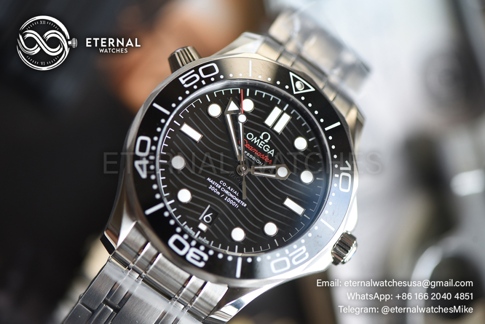 OMEGA - SUPER CLONE Seamaster Diver 300m 42mm SS/SS Black Texture Dial V4 VSF 8800