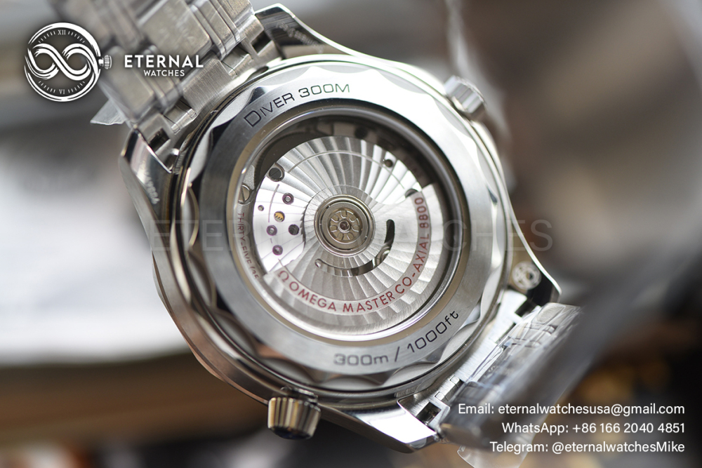 OMEGA - SUPER CLONE Seamaster Diver 300m 42mm SS/SS Black Texture Dial V4 VSF 8800