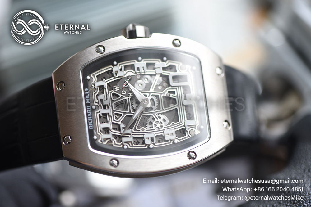 RICHARD MILLE - SUPER CLONE RM67-01 Titanium Automatic Winding Extra Flat