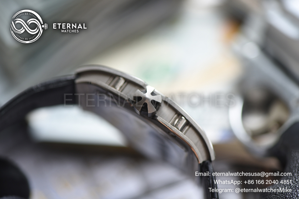 RICHARD MILLE - SUPER CLONE RM67-01 Titanium Automatic Winding Extra Flat