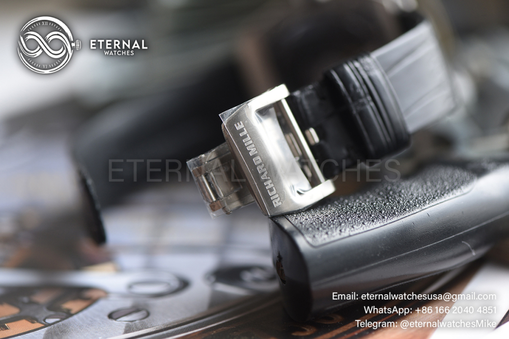 RICHARD MILLE - SUPER CLONE RM67-01 Titanium Automatic Winding Extra Flat
