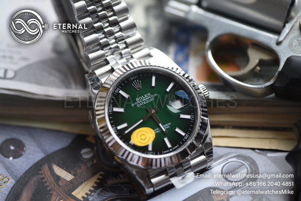 ROLEX - SUPER CLONE DateJust 126334 41mm SS/STK Green Ombre Fluted V3 VSF 3235 (Free Sprung)