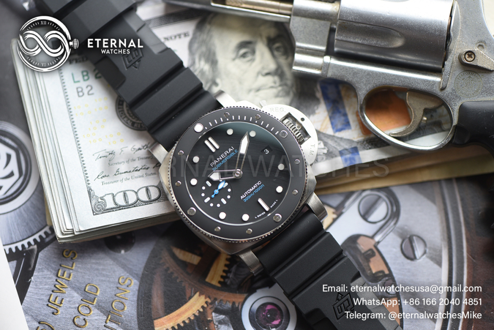 PANERAI - SUPER CLONE PAM683 Submersible 42mm SS/RU Black VSF P900