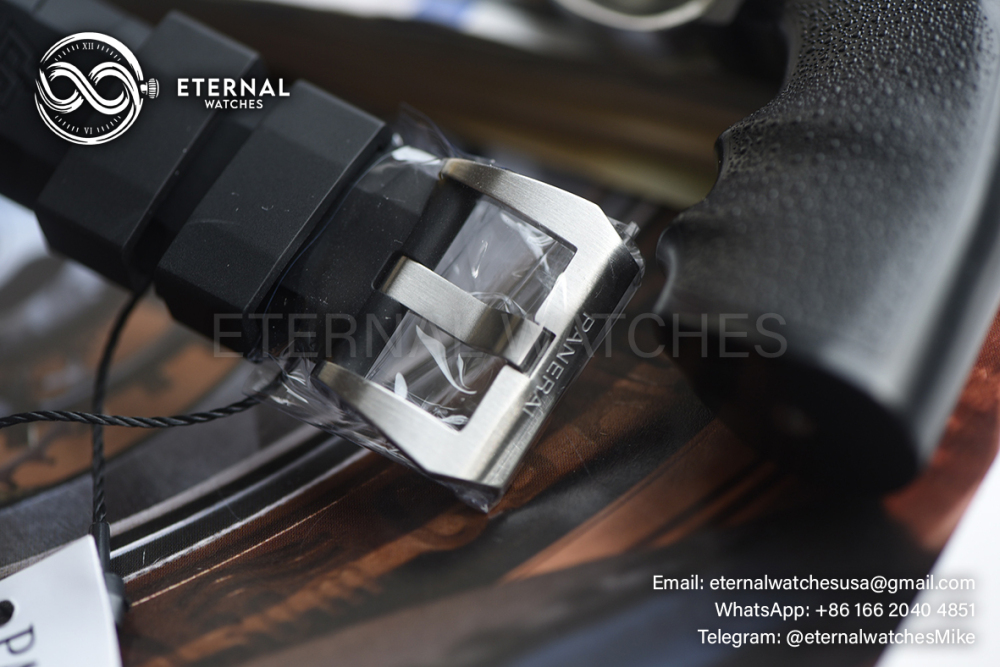 PANERAI - SUPER CLONE PAM683 Submersible 42mm SS/RU Black VSF P900