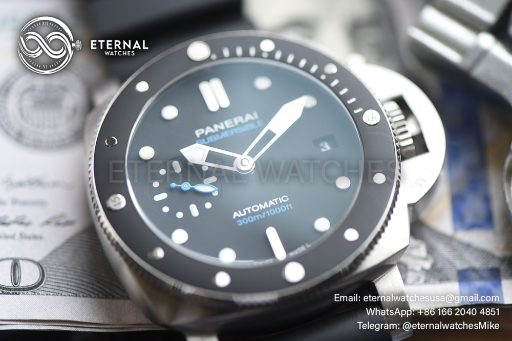 PANERAI - SUPER CLONE PAM683 Submersible 42mm SS/RU Black VSF P900