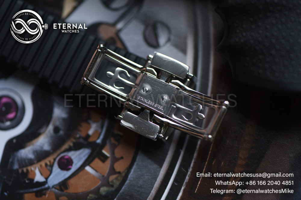 PATEK PHILIPPE - SUPER CLONE Aquanaut 5167 40mm SS/RU Grey Dial on Black Rubber Strap DDF DD330 (SW Dial)