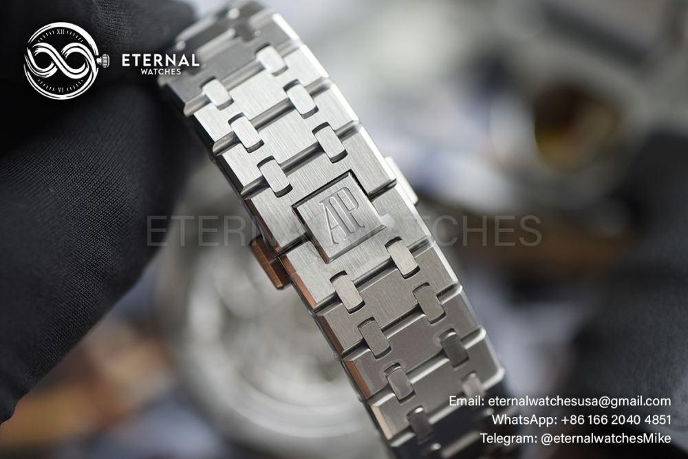 AUDEMARS PIGUET - SUPER CLONE Custom Royal Oak Flying Tourbillon 41mm SS/SS Red Ombre/Stk