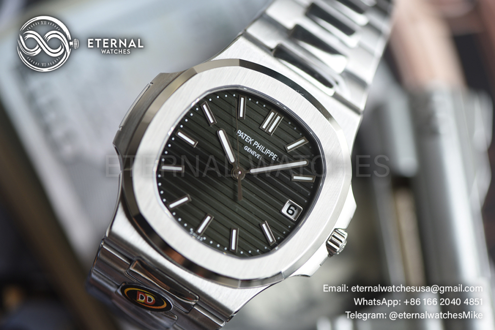 PATEK PHILIPPE - SUPER CLONE Nautilus 5711 40mm SS/SS Green Dial DDF V2 (SW Dial)