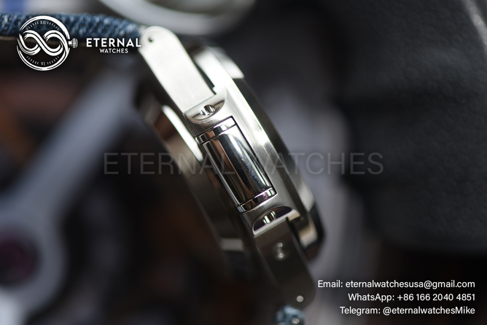 PATEK PHILIPPE - Nautilus 5980 40mm SS/SS Blue/Blue PPF A28-520