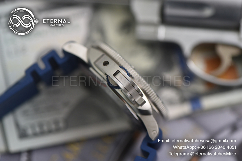 PANERAI - SUPER CLONE Submersible PAM1676 44mm SS/RU Blue Dial VSF P900
