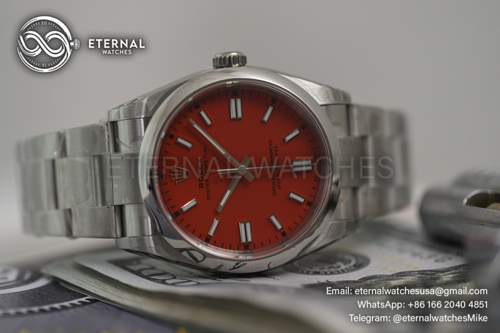 ROLEX - SUPER CLONE Oyster Perpetual 124300 41mm SS/SS Red Dial VSF VS3230