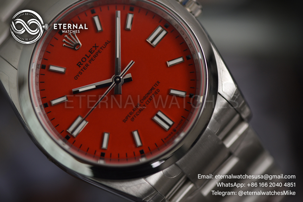 ROLEX - SUPER CLONE Oyster Perpetual 124300 41mm SS/SS Red Dial VSF VS3230