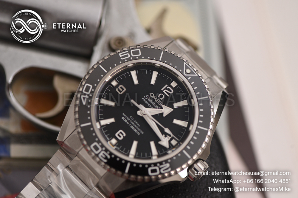 OMEGA - SUPER CLONE Planet Ocean 600m 42m SS/SS Black Dial Black Bezel VSF VS8912