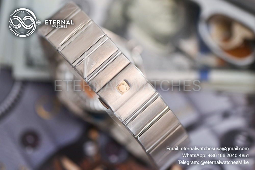 OMEGA - Constellation Co-Axial 38mm SS/SS Silver Dial VSF Asia 8500