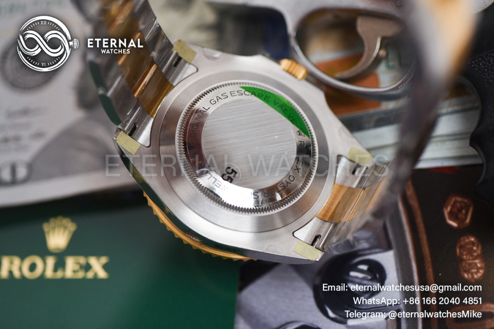 ROLEX - SUPER CLONE SeaDweller 126603 43mm YG/SS Black Dial VSF DD3235