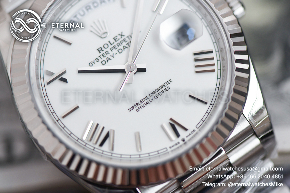 ROLEX - SUPER CLONE DayDate 228239 40mm SS/SS White/Rmn VSF V2 DD3255 (Weight Adjusted)