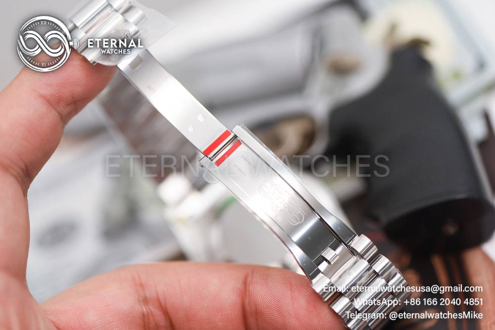ROLEX - SUPER CLONE DayDate 228239 40mm SS/SS White/Rmn VSF V2 DD3255 (Weight Adjusted)