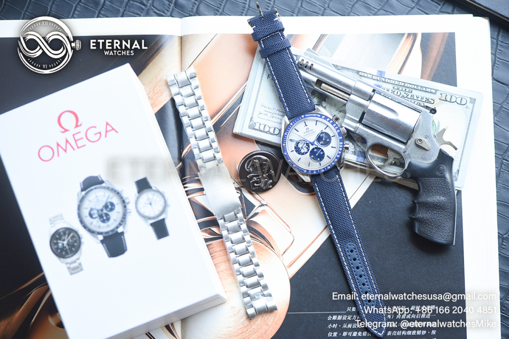 OMEGA - Speed Master Professional “Silver Snoopy Award” 50th Anniversary GSF A7750