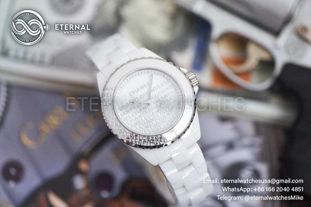 CHANEL - J12 Ladies 33mm Wanted de Cartier Cer/Cer White/Num XF Swiss Quartz