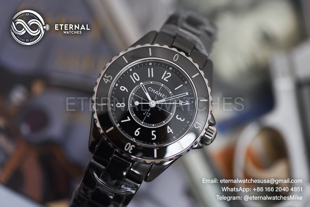 CHANEL - J12 Ladies 33mm Black Cer/Cer Black/Num XF Swiss Quartz