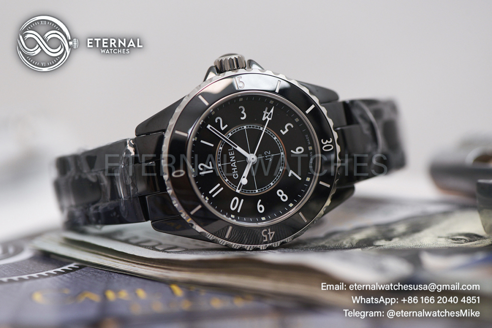 CHANEL - J12 Ladies 33mm Black Cer/Cer Black/Num XF Swiss Quartz