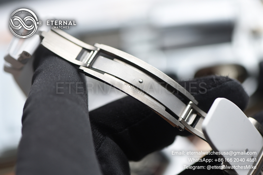 RICHARD MILLE - ETERNAL WATCHES ULTRA MOD 99.9% RM055 Bubba Watson NTPT